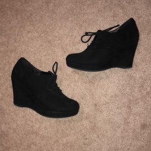 X-Appeal laced booties